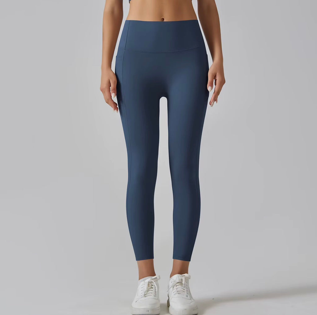 SculptLift High-Waisted Pocket Leggings