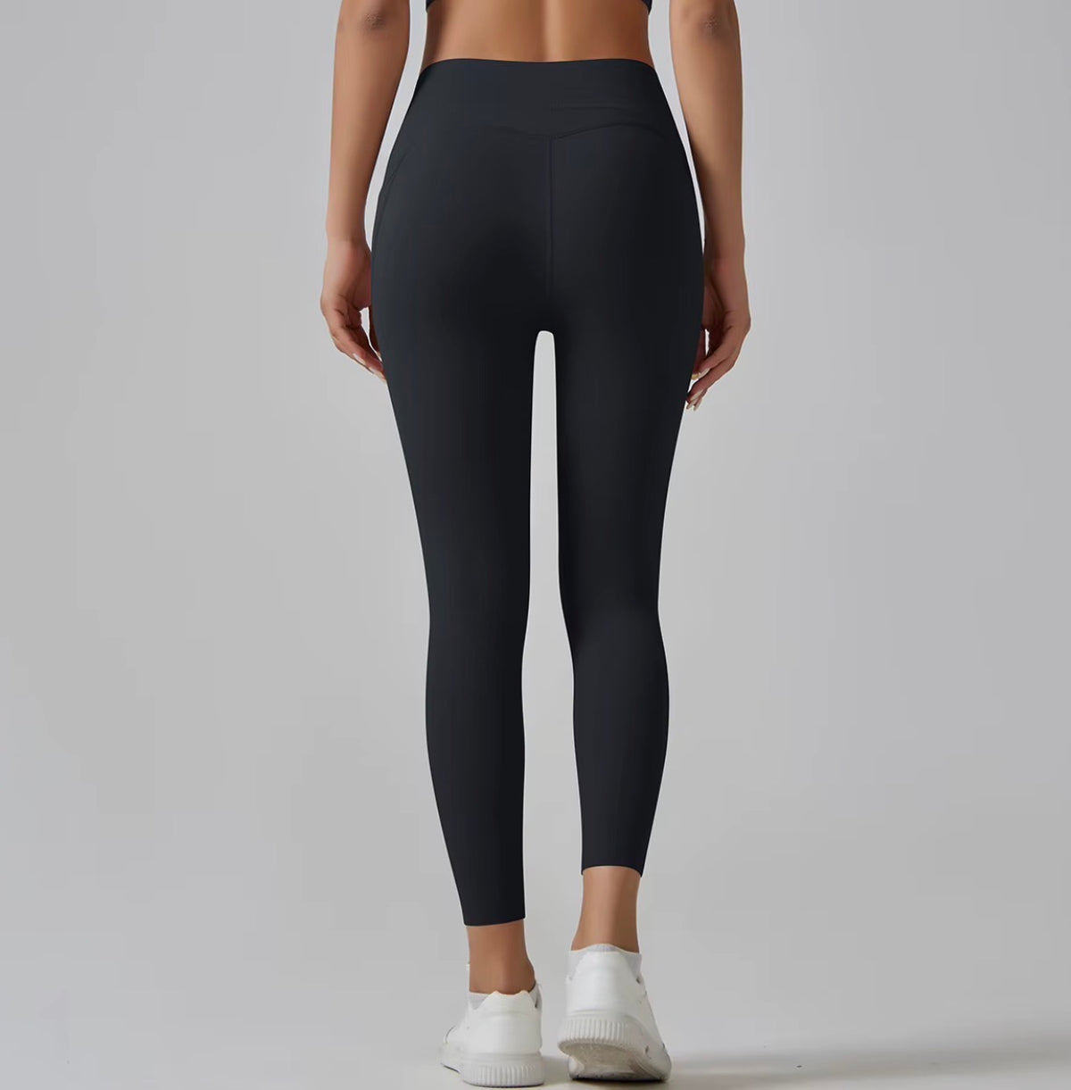 SculptLift High-Waisted Pocket Leggings