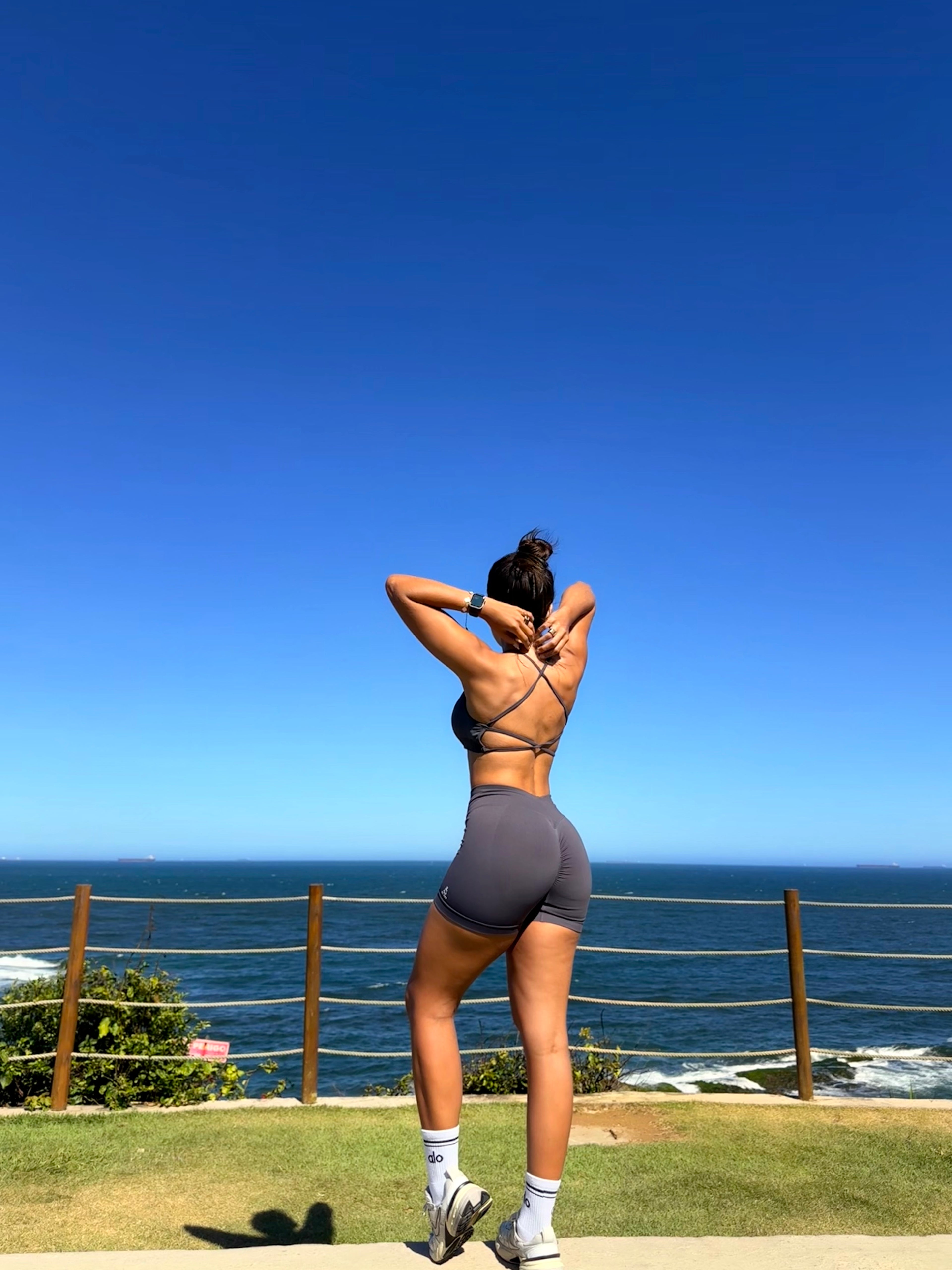 Ocean Sculpt Scrunch Shorts