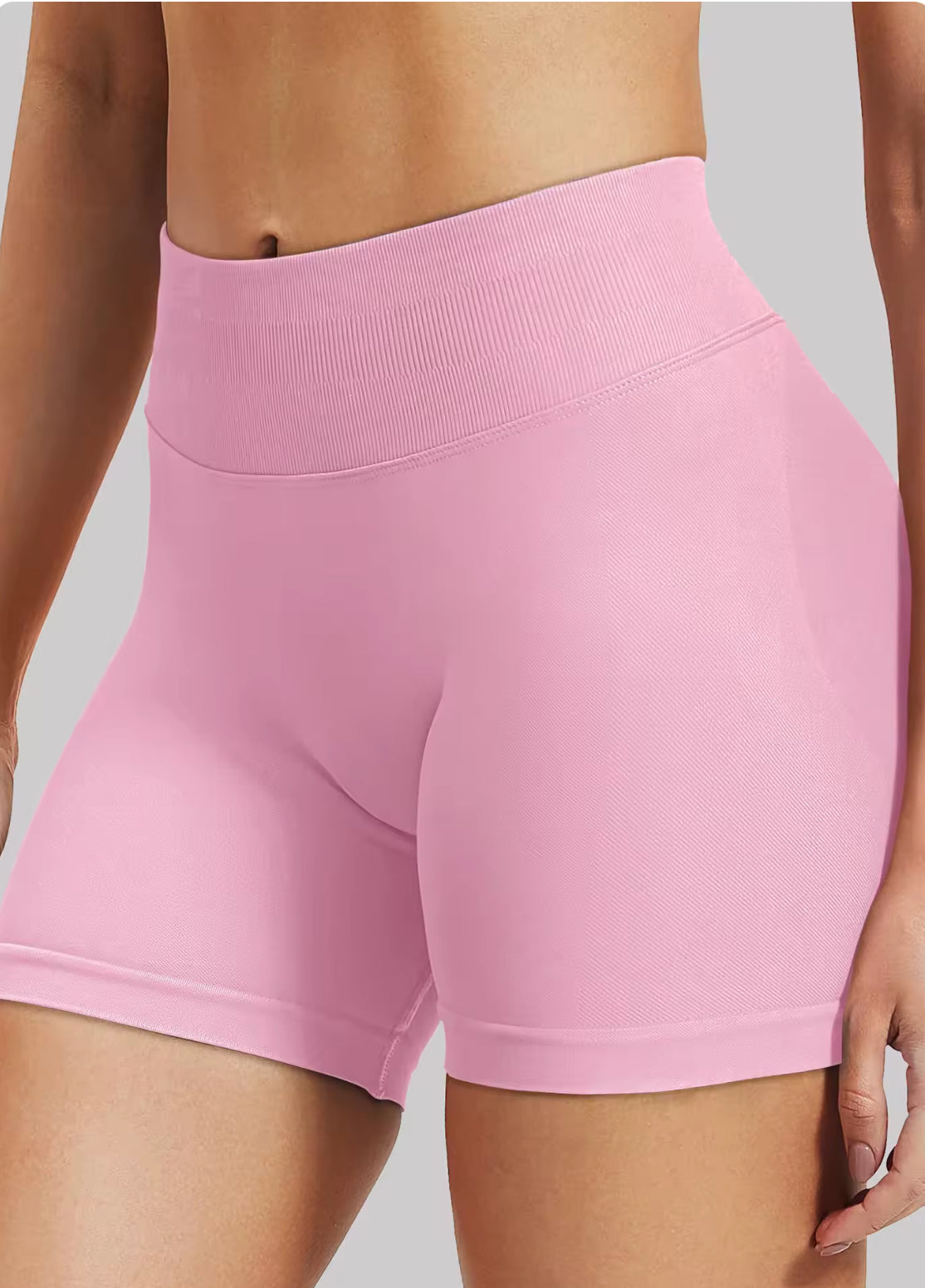 Mid Rise Sculpt Scrunch Shorts