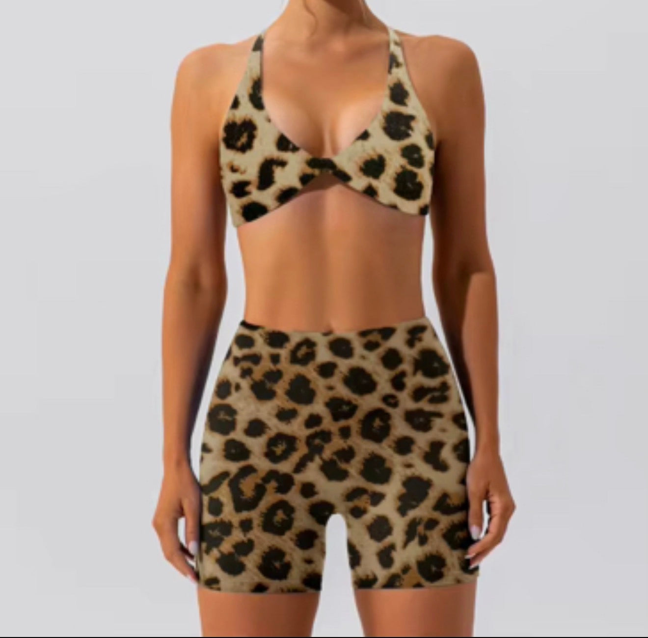 Front Twist Performance Bra